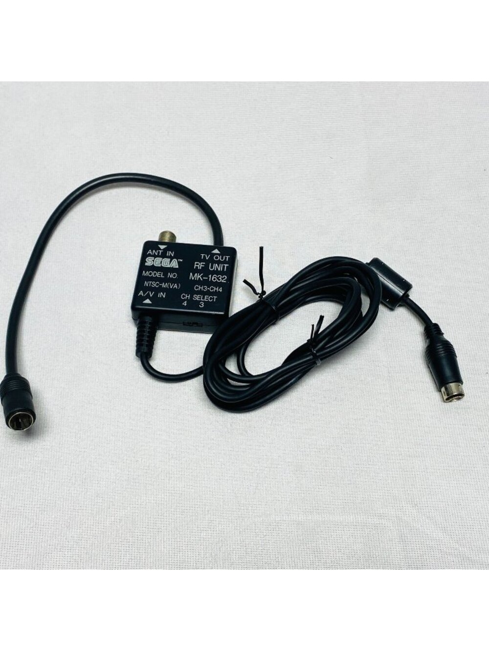 Sega RF Unit MK-1632 Antenna Switch AV/TV Adapter NTSC-M (VA) CH3-CH4
